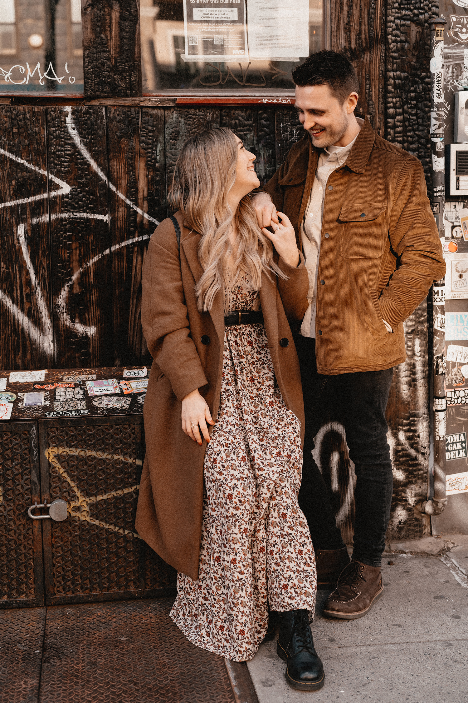 Warm and cozy engagement photos in Williamsburg Brooklyn, New York